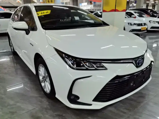 Toyota Corolla — Фото автомобиля 3