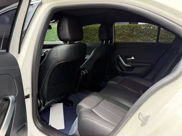 Mercedes-Benz A-Class — Фото автомобиля 6