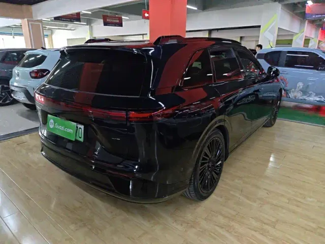 Xpeng G9 — Фото автомобиля 6