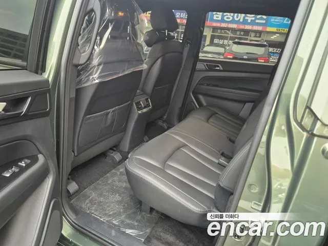KG_Mobility_Ssangyong Rexton Новый Rexton Sport Khan Дизель 2.2 4WD — Фото автомобиля 16