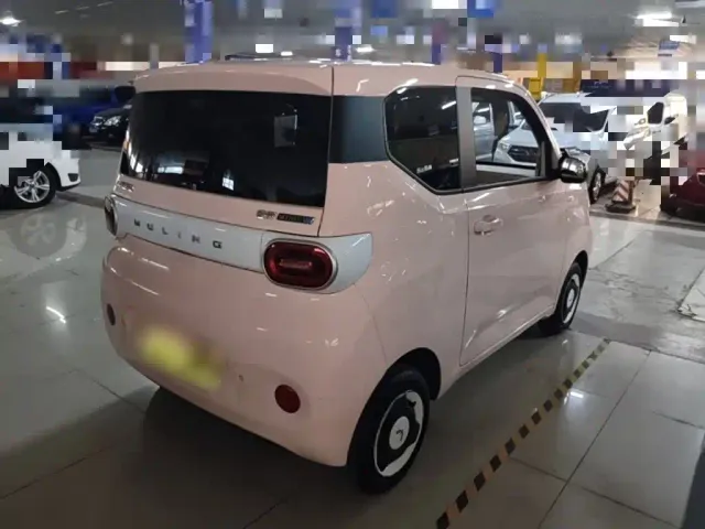 Wuling Hongguang Mini EV — Фото автомобиля 6
