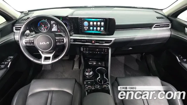 Kia K5 Generation 3 — Фото автомобиля 10