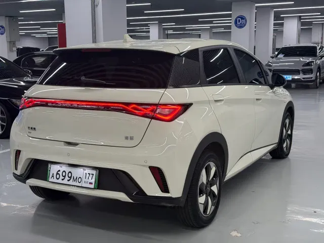 BYD Dolphin — Фото автомобиля 7