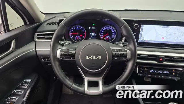 Kia K5 Generation 3 — Фото автомобиля 13