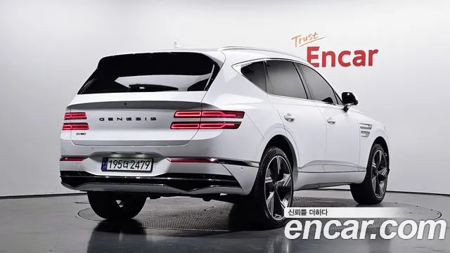 Genesis GV80 — Фото автомобиля 2