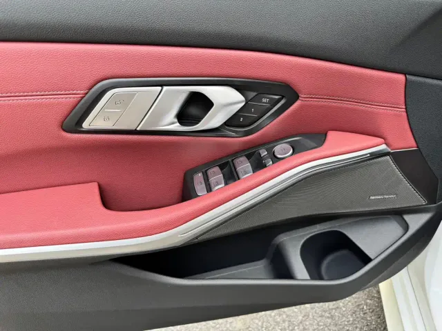 BMW 3 Series — Фото автомобиля 19