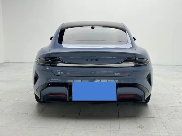 Xiaomi SU7 — Фото автомобиля 8
