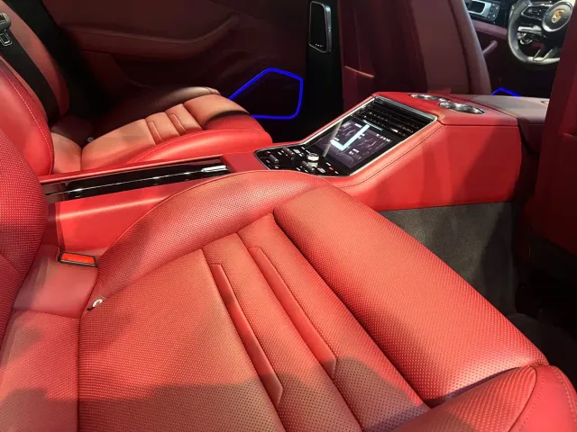 Porsche Panamera — Фото автомобиля 13