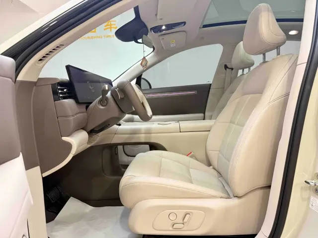 IM Motors LS6 — Фото автомобиля 6