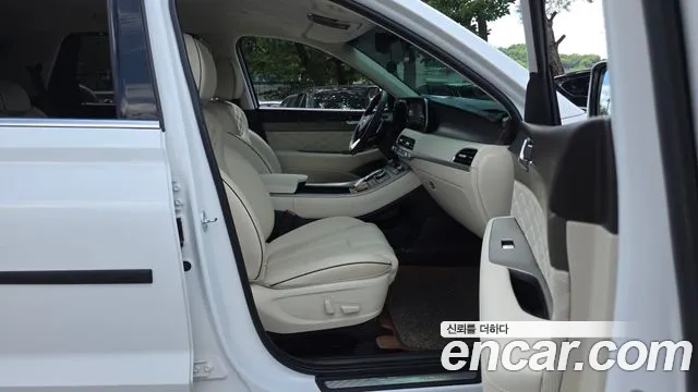 Hyundai Palisade Palisade Бензин 3.8 2WD — Фото автомобиля 24