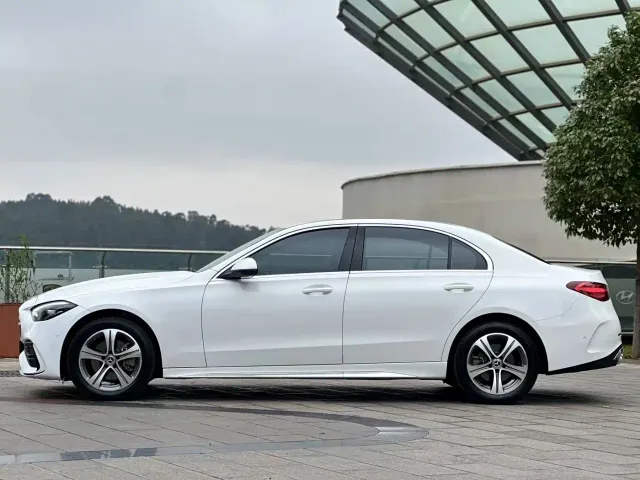 Mercedes-Benz C-Class — Фото автомобиля 7