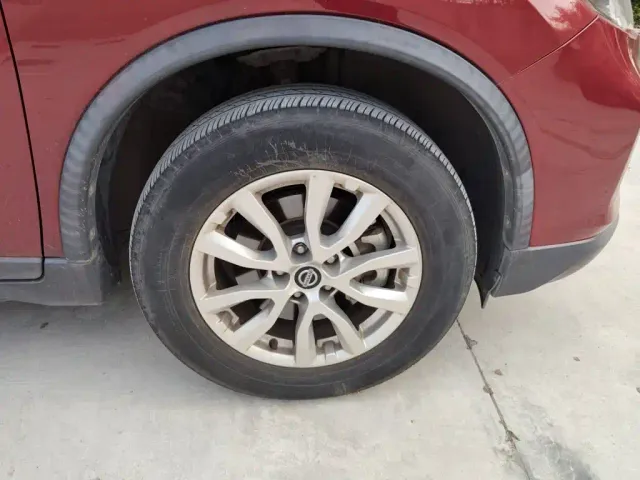 Nissan X-Trail — Фото автомобиля 8