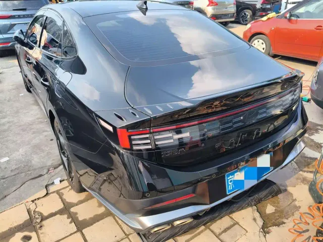 Hyundai Sonata — Фото автомобиля 4
