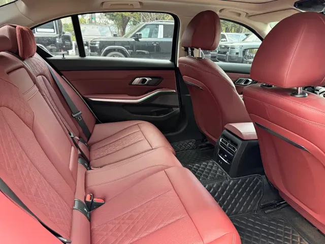 BMW 3 Series — Фото автомобиля 14