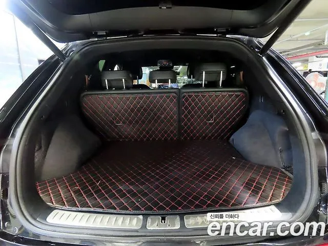 Genesis GV70 — Фото автомобиля 18