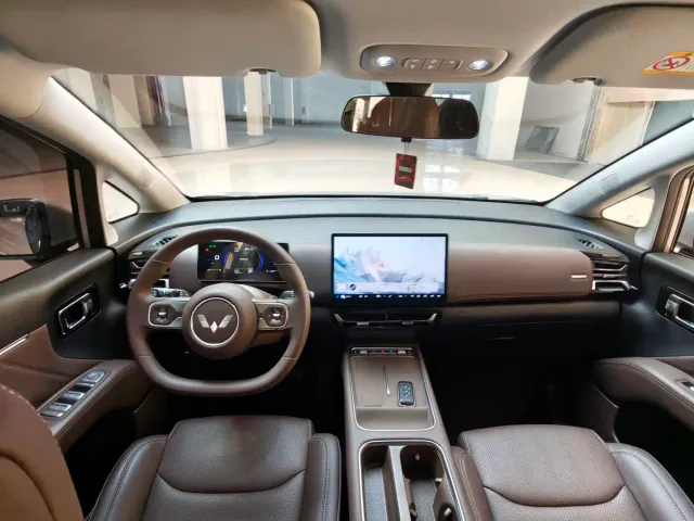 Wuling Starlight 730 — Фото автомобиля 4