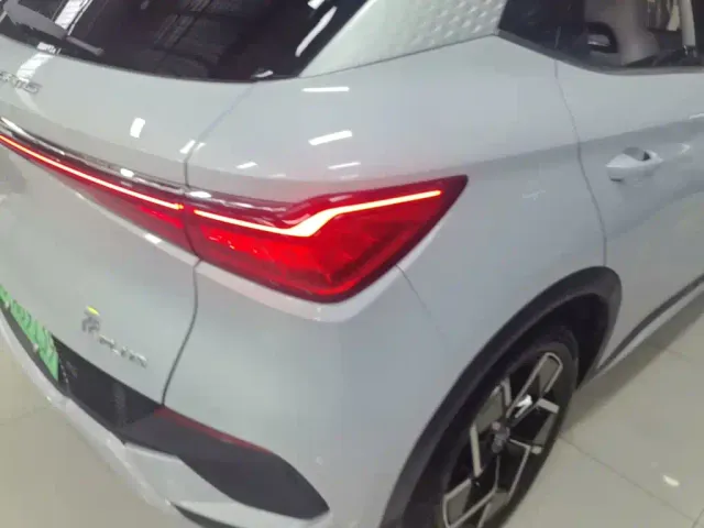 BYD Yuan PLUS — Фото автомобиля 7