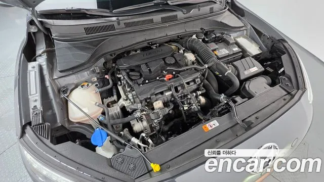 Hyundai Kona Новый Kona Бензин 1.6 турбо 2WD — Фото автомобиля 6