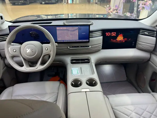 IM Motors LS9 — Фото автомобиля 7