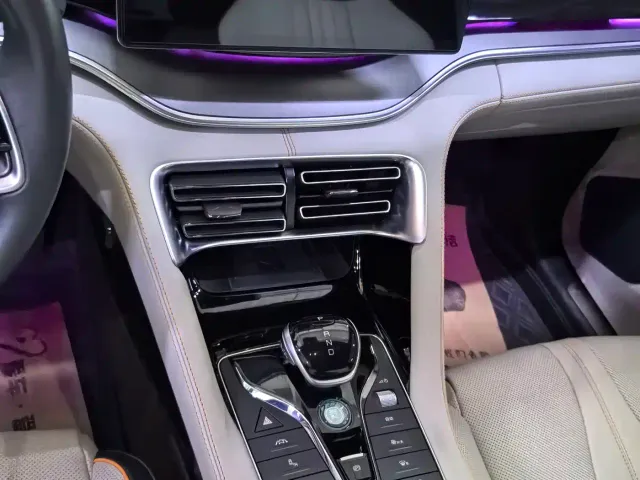 BYD Song PLUS — Фото автомобиля 7