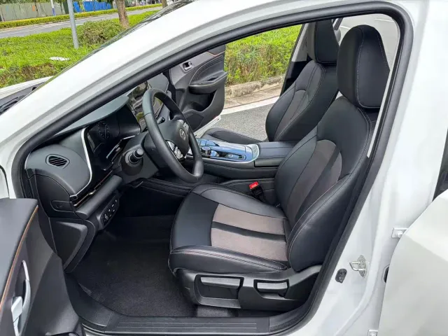 GAC Aion S Plus — Фото автомобиля 7