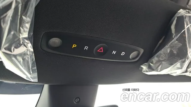 Tesla Model Y — Фото автомобиля 8
