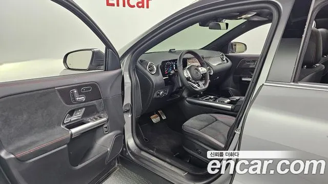 Mercedes-Benz GLA-Class — Фото автомобиля 21