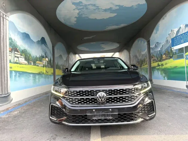 Volkswagen Passat 2023 330TSI Starlight Elite Edition — Фото автомобиля 2