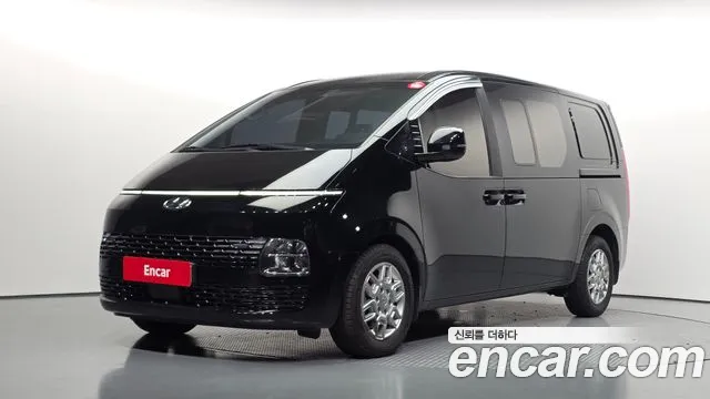 Фотография автомобиля — Hyundai Staria