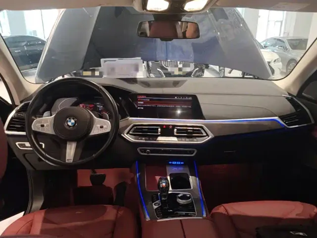 BMW BMW X5 2022 Facelift xDrive 30Li Premium M Sport Package — Фото автомобиля 9