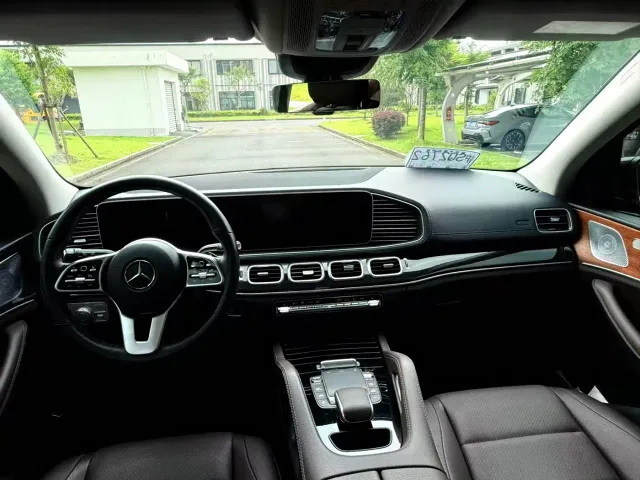 Mercedes-Benz GLE-Class — Фото автомобиля 7