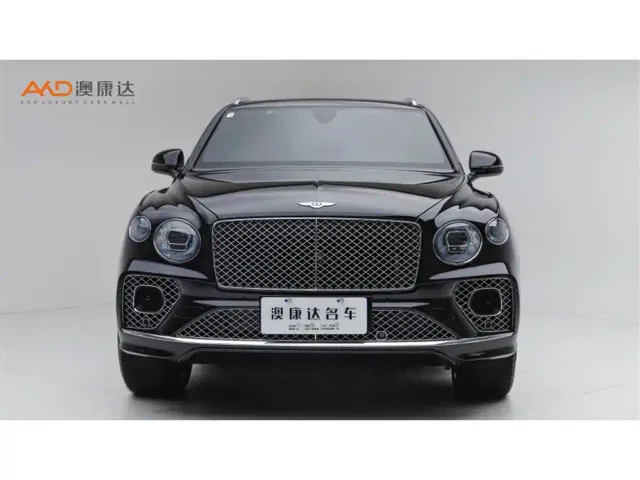 Bentley Bentayga — Фото автомобиля 2
