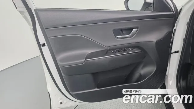 Hyundai Kona SX2 — Фото автомобиля 13