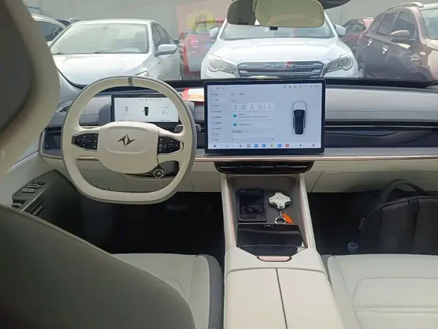 Dongfeng eπ 007 — Фото автомобиля 9