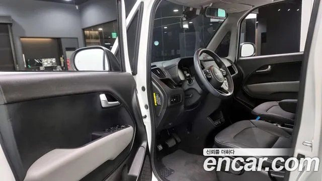 Kia RAY Новый Kia Ray Signature — Фото автомобиля 11