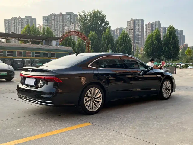 Audi A7L — Фото автомобиля 5