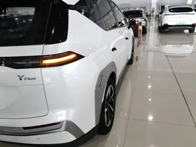 GAC Aion Y — Фото автомобиля 7