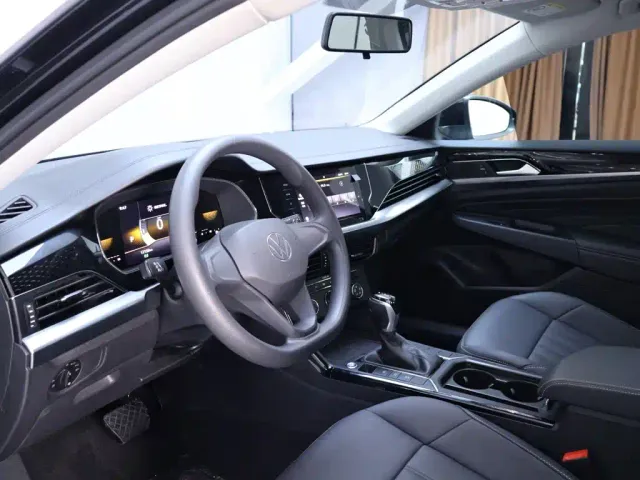 Volkswagen Passat — Фото автомобиля 11