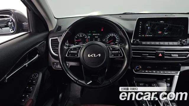 Kia Seltos — Фото автомобиля 18