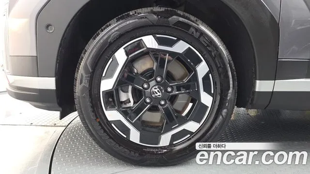 Hyundai Santafe Santa Fe (MX5) Бензин 2.5T 2WD — Фото автомобиля 5