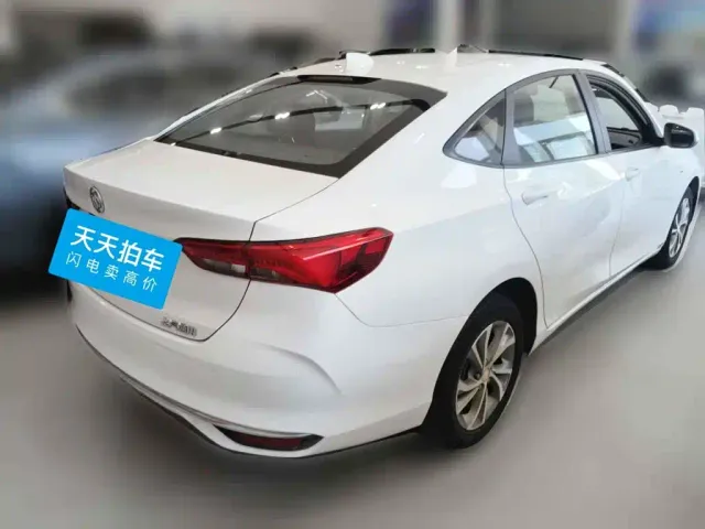 Buick Verano — Фото автомобиля 2