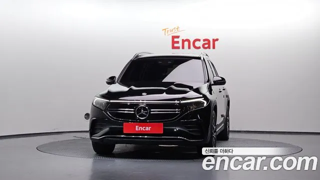 Mercedes-Benz EQB X243 — Фото автомобиля 3