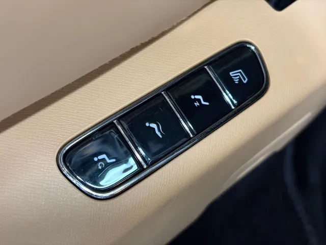 GAC Trumpchi E8 — Фото автомобиля 7