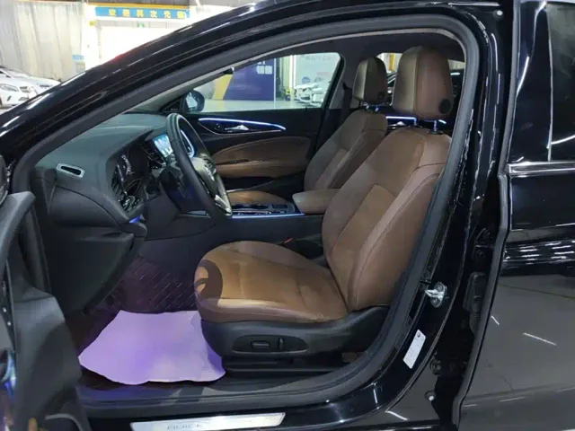 Buick Regal — Фото автомобиля 14