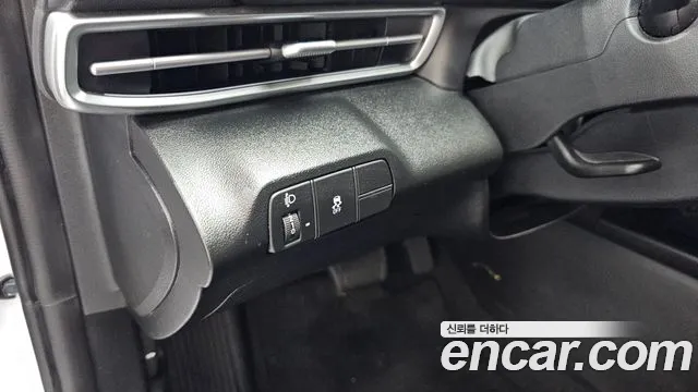 Hyundai AVANTE Новый Avante (CN7) — Фото автомобиля 16