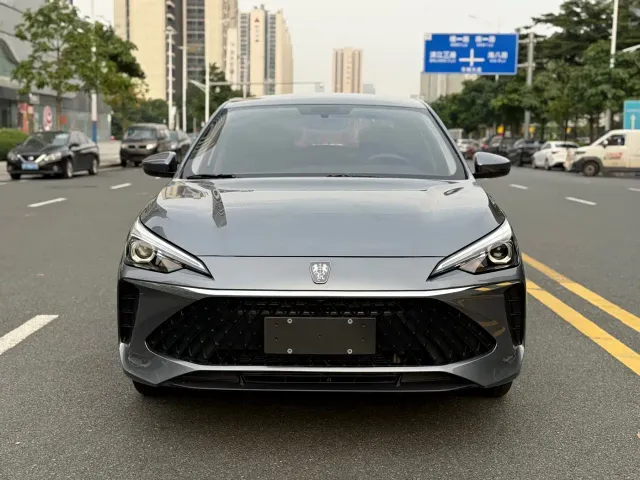 Roewe i5 — Фото автомобиля 2