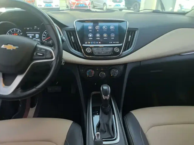 Chevrolet Monza — Фото автомобиля 12