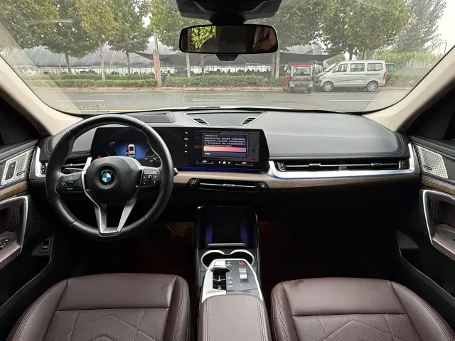 BMW X1 — Фото автомобиля 6