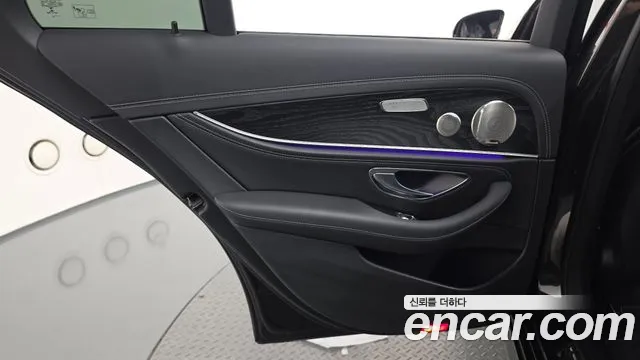 Mercedes-Benz E-Class W213 — Фото автомобиля 14
