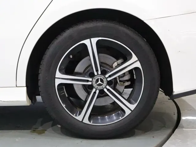 Mercedes-Benz A-Class — Фото автомобиля 21